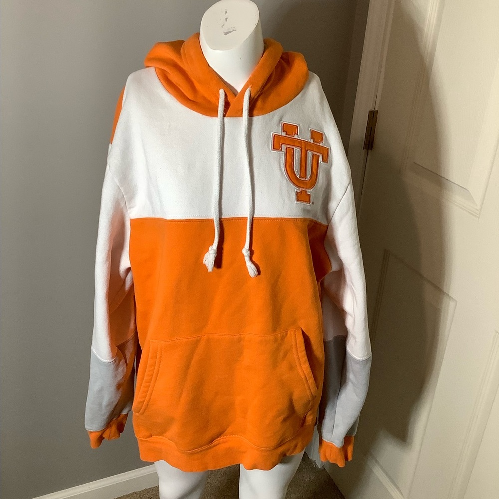 Men Small Mitchell & Ness Tennessee Volunteers College Vault Hoodie